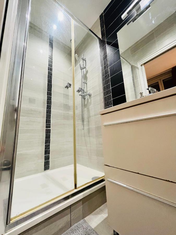Appartement Dream Dwell Paris-Chic Flat In The Heart Of Marais Near Pompidou Centre Extérieur photo